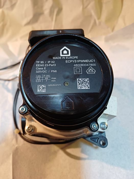 Vând pompa Ariston,  TF 0025, Grundfos UPM3