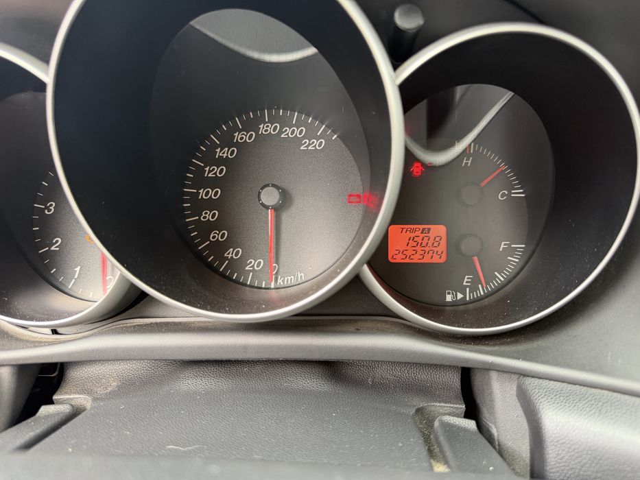 MAZDA MX-3 2005 — imagine 4