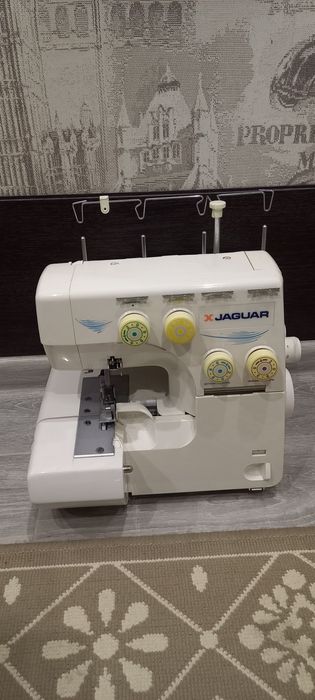 Продам оверлог JAGUAR HQ-095D