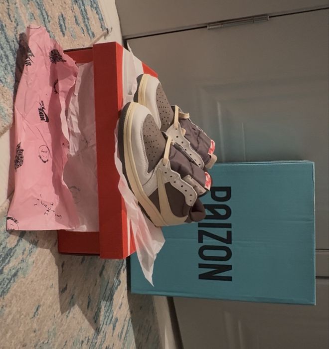 Продаются Jordan 1 Low- Travisscott