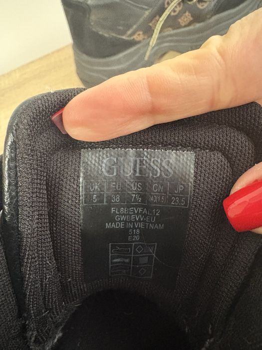 Дамски боти Guess