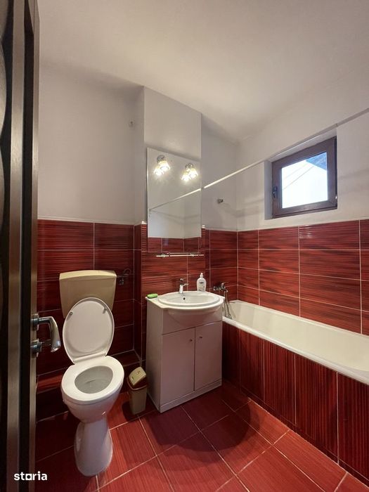 Apartament 3 camere Cetate str Closca
