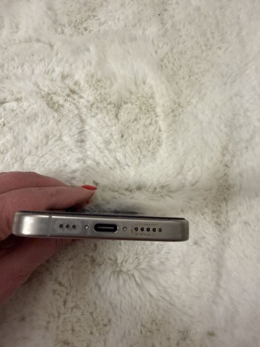 Iphone 15 pro 128GB natural titanium
