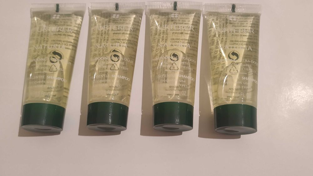 Френска козметика -  Rene Furterer Naturia Shampoo 15ml
