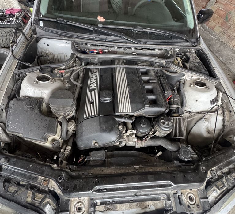 Bmw e46 320i  2.2 m54b22 На Части