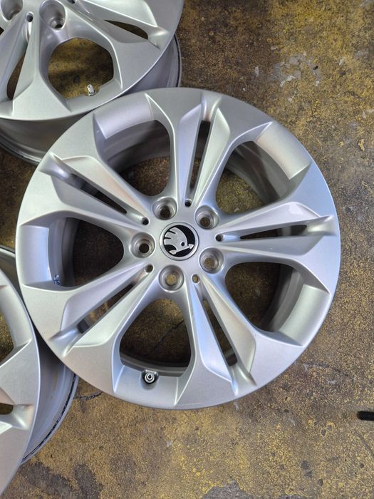 4 Jante Aliaj 5x112 17'' OEM Skoda Octavia Superb Karoq Kodiaq YETI