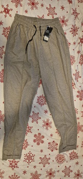 Pantaloni eleganti de dama, gri, cu eticheta