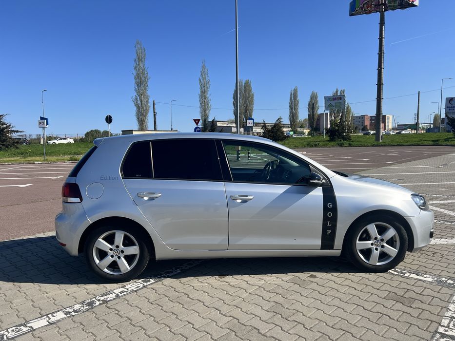 VOLKSWAGEN Golf 2011 — imagine 4