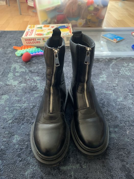 Боти Reserved 38 номер