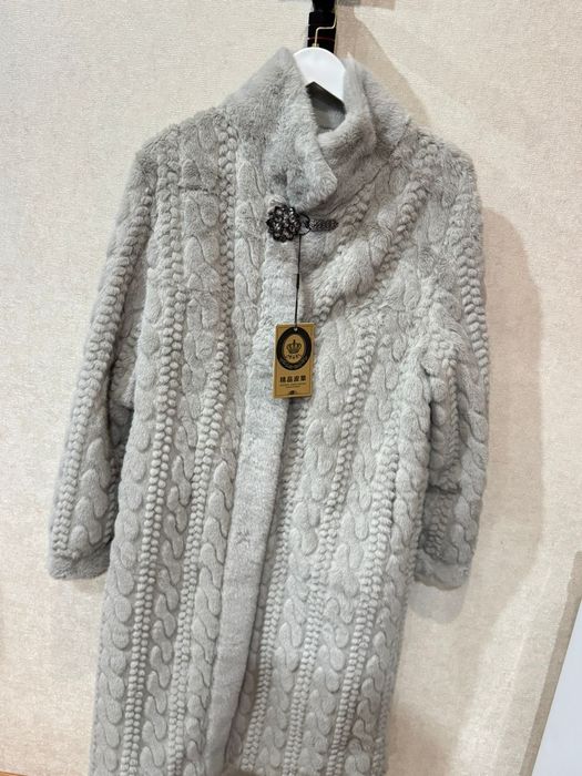 Продаётся пальто новое альпака
