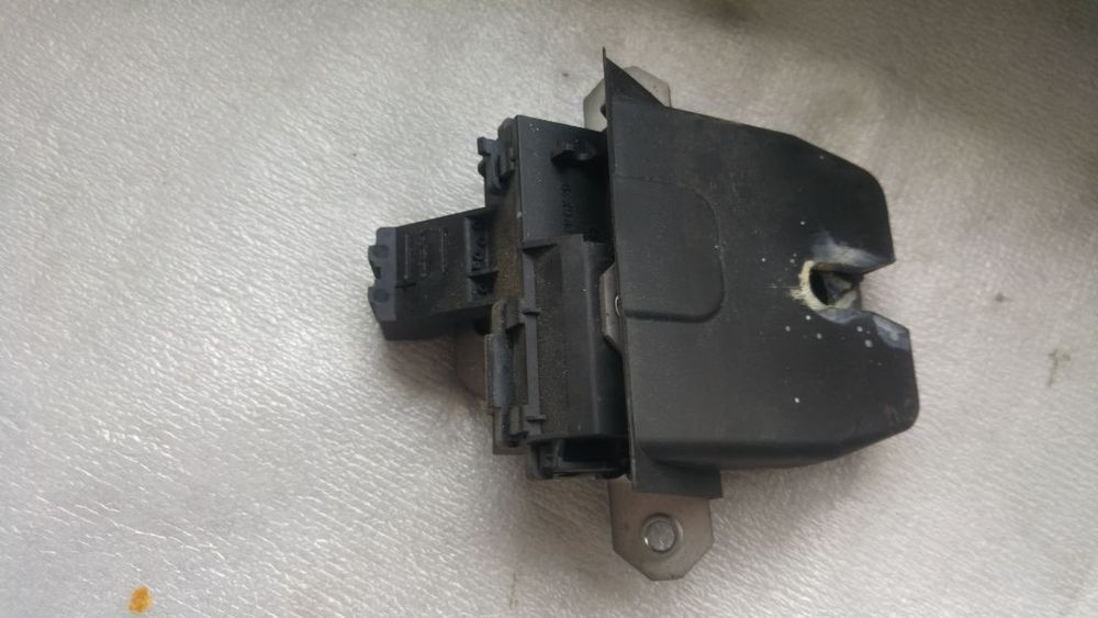 broasca haion ford mondeo mk4 limuzina 8m51-r442a66-ac