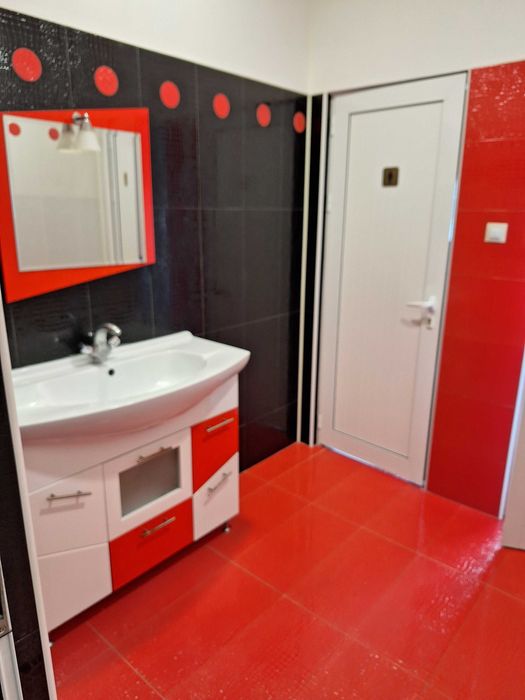 Дава се под наем Промишлена сграда в Ямбол, Промишлена зона - 400 кв.м за 2000 € - Снимка #7