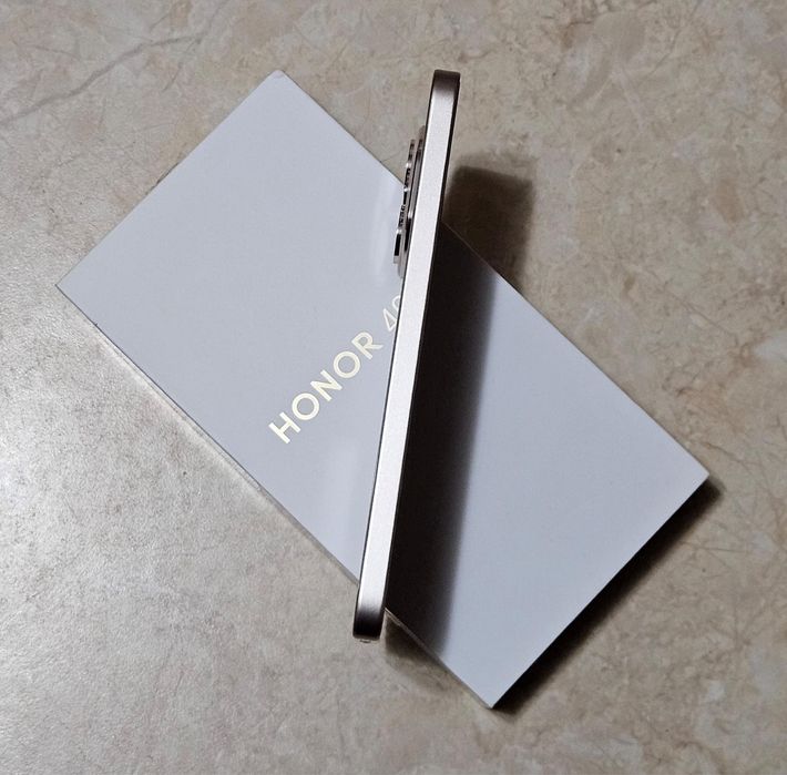 Honor 400 256 gb nou garantie 24 luni