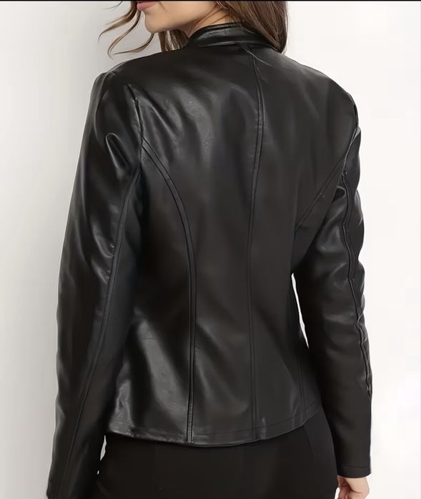 Якета по 11€ От 59€