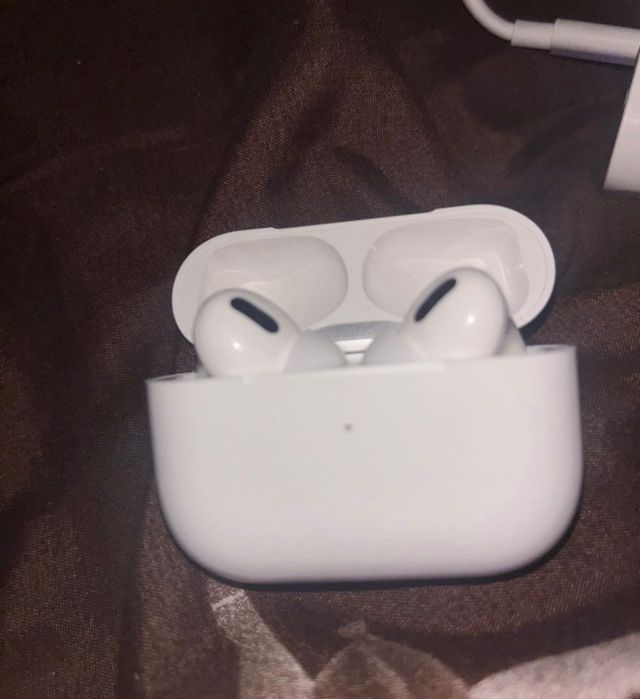 Căști wireless cu microfon