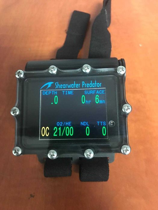 Computer scufundari Shearwater Predator  ca nou!
