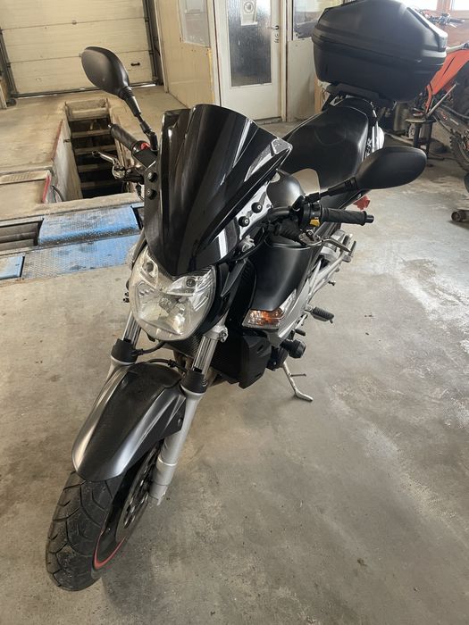 Suzuki gsr600 2006