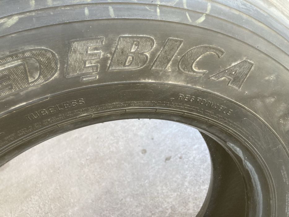 Гуми за камион 295-80-22.5