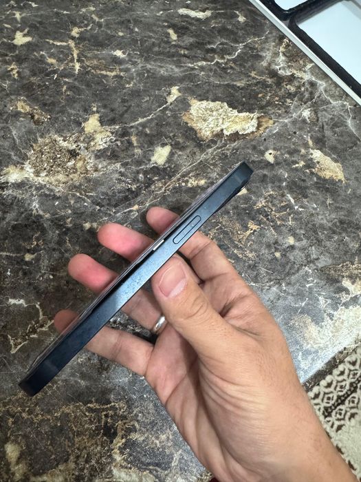 Продам iPhone 13, 85.000