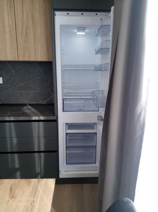 Дава се под наем Двустаен апартамент в Варна, Базар Левски - 50 кв.м за 484.5 € - Снимка #3