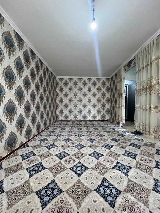 Киргили 16-мактаб якинида 4/2 этаж 1хона уй ижарага берилади