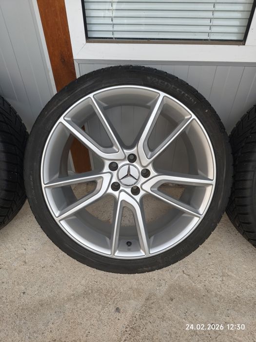 20/5/112-МЕРЦЕДЕС Ц и Е класа,с добри ЗИМНИ гуми -255/35/20-перфектни