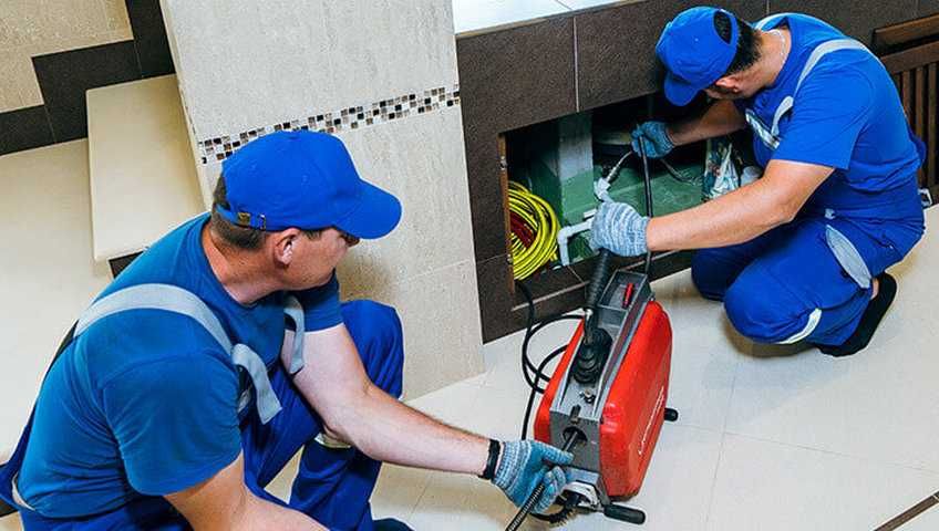 Чистка труб тросом недорого