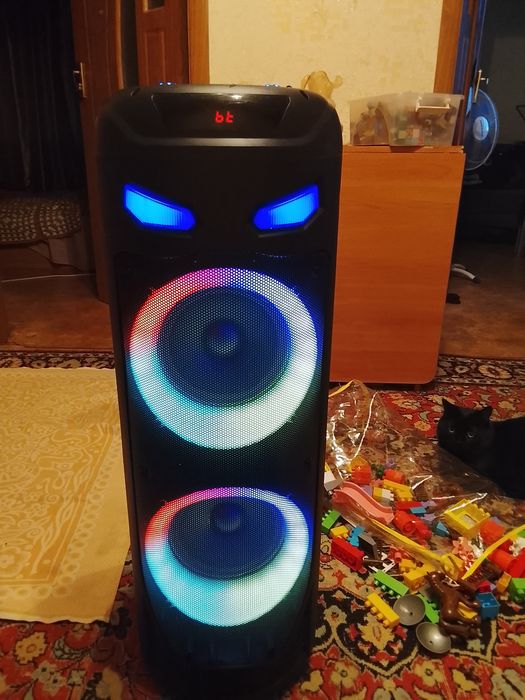 Продам колонку бассистую.