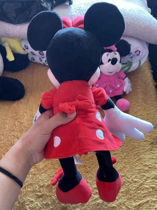Плюшени играчки ,,Мики Маус”
