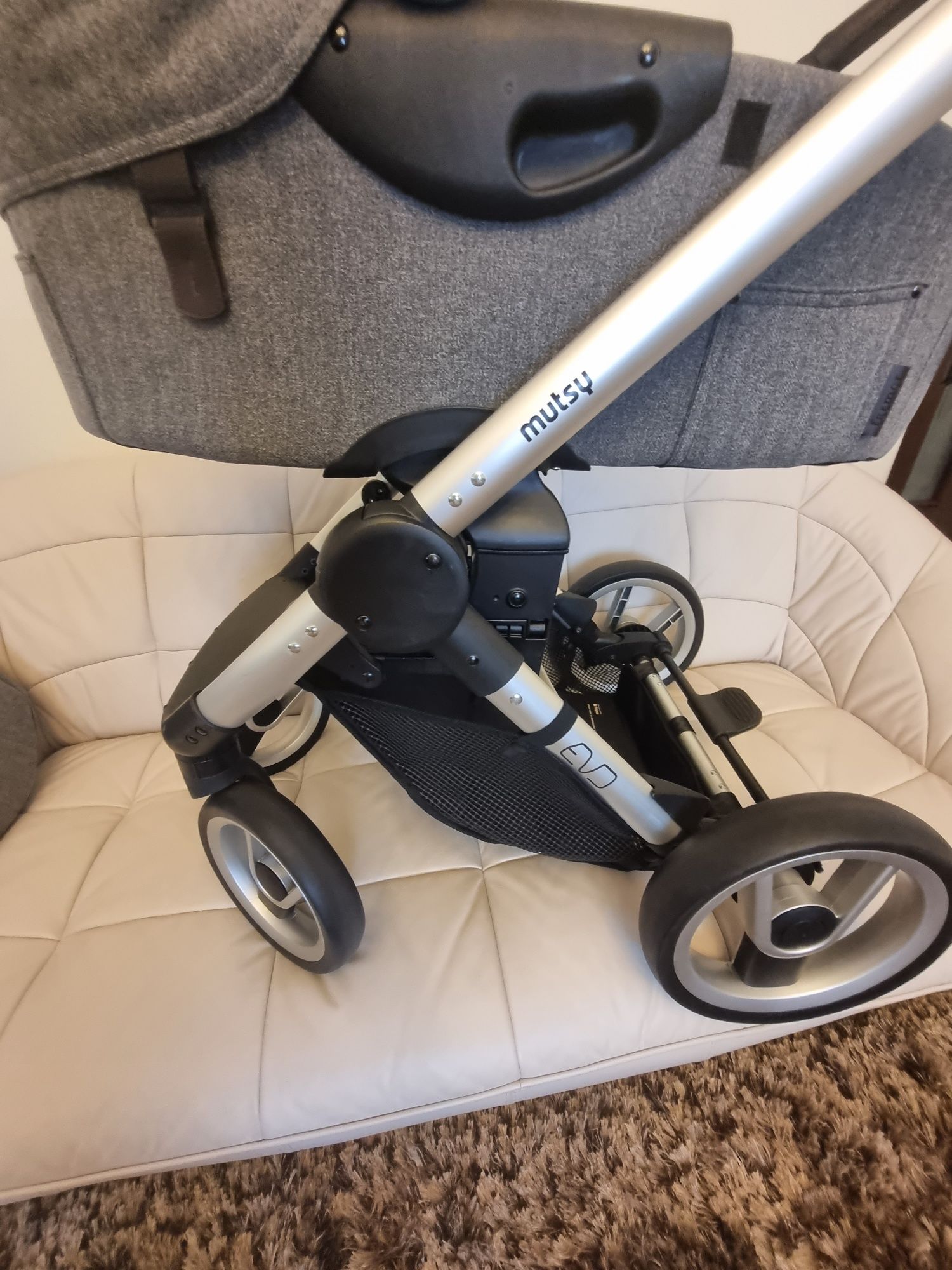 Carucior mutsy 3 in 1 sales