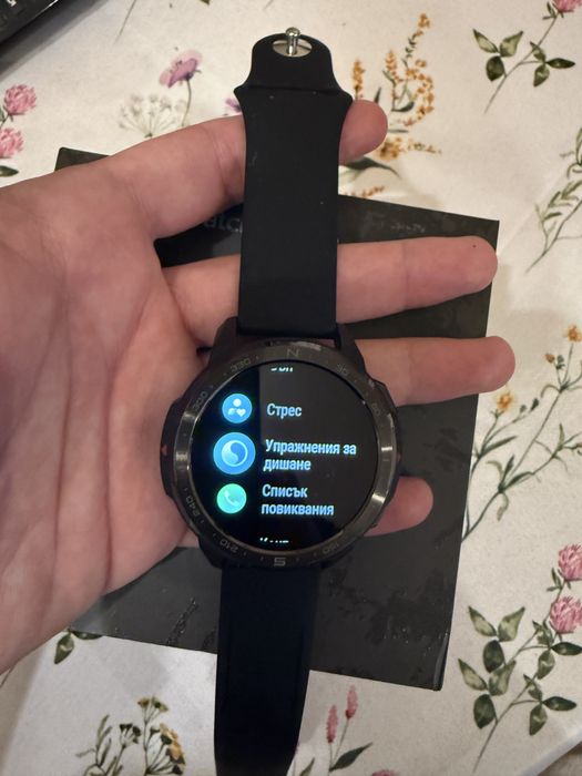 HONOR Watch GS Pro - смарт часовник