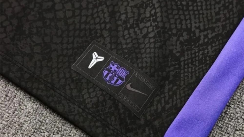 FC Barcelona 25-26 Kobe Tracksuit (blakc and purple)