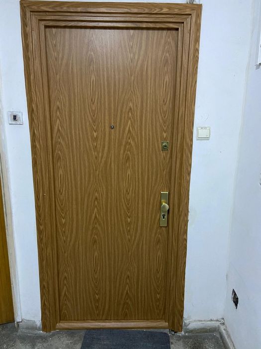 Recondiționat uși imobile