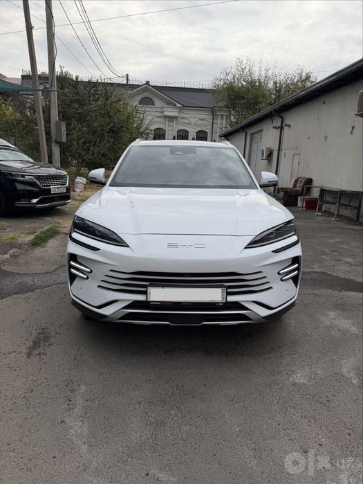 BYD Champion Gibrid 150 Full
