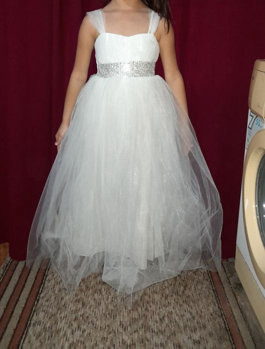 Страхотна шаферска рокля