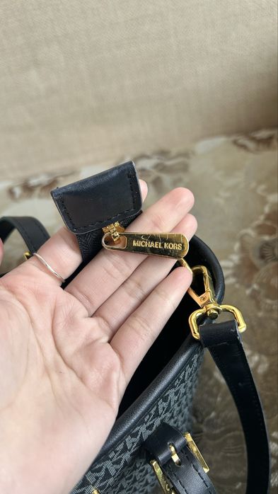 Продаи люкс сумку от MK