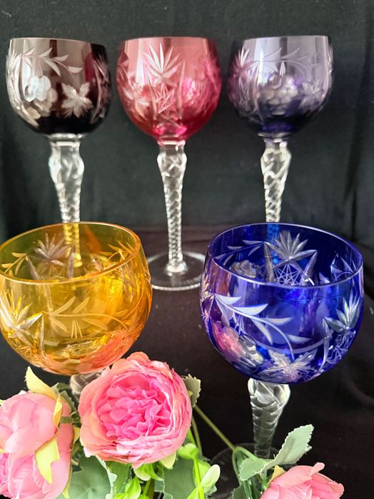 Чаша за вино от немски цветен оловен кристал (Bleikristall)