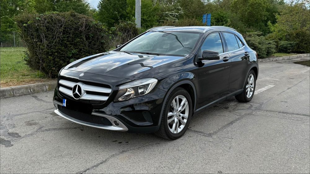 Mercedes-Benz GLA 220d Sport Edition Automat Panoramic Camera Tva deductibil