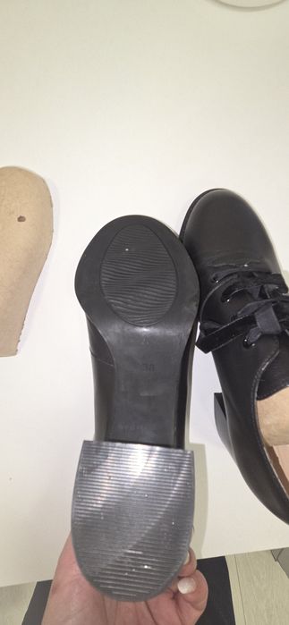 Естествена кожа, нови, елегантни обувки