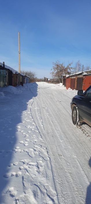 Продам гараж. За СТО джип