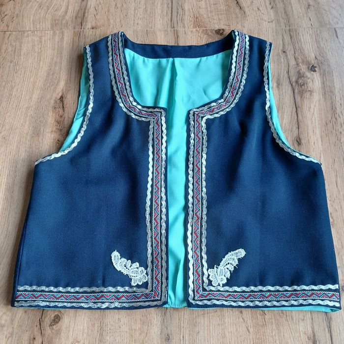 Народни носии, кърпи и престилки