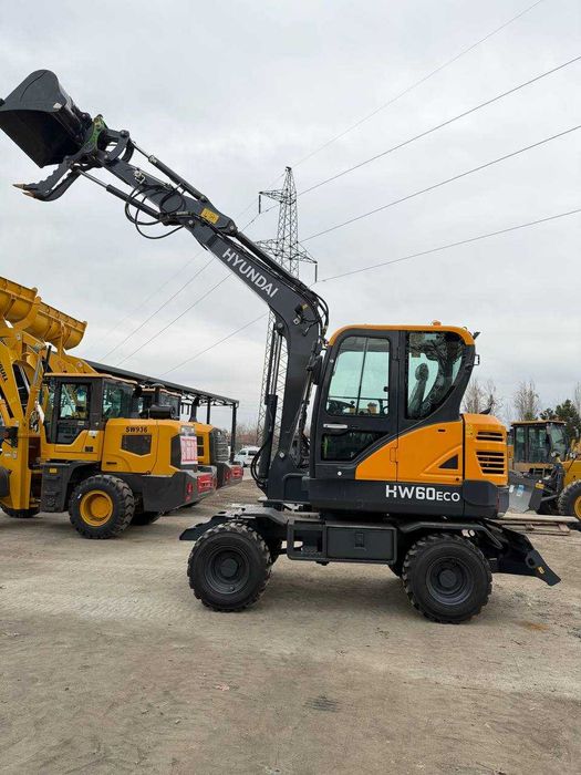 Колесный мини экскаватор Hyundai HW60