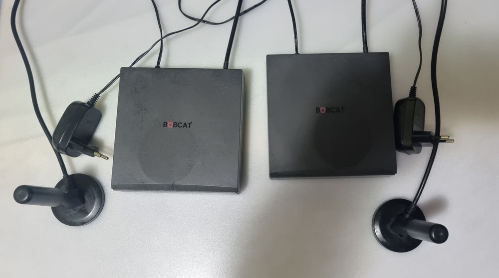 2x Bobcat miner 300 EU868mhz