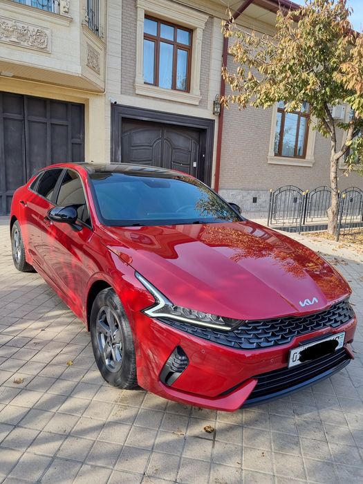 Kia K5 2 pozitsa