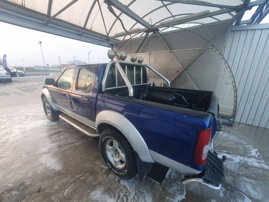 Nissan Navara D22