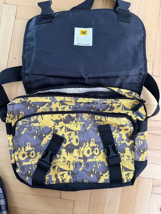 Чисто нова голяма чанта през рано CAT