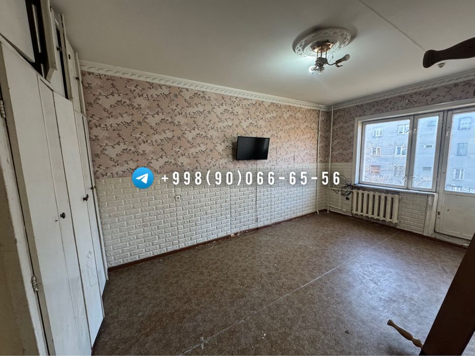 Продаю 2 КОМ общежитие Спутник-4