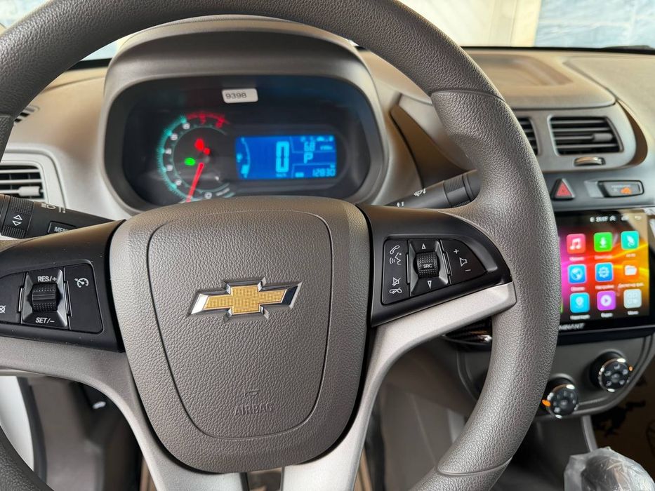 Cobalt avtomashinasi sotiladi !