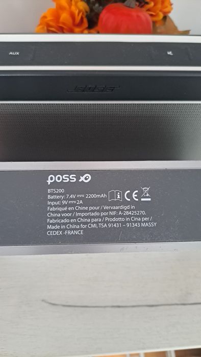 Vînd boxe portabile cu Bluetooth