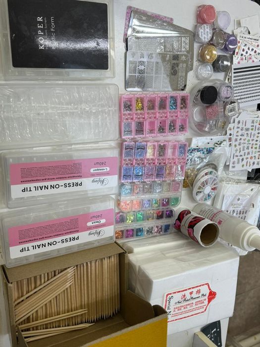 Продам все для маникюра